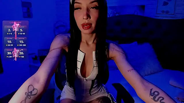  Chartlotte online show from December 2024 06:28:01 PM