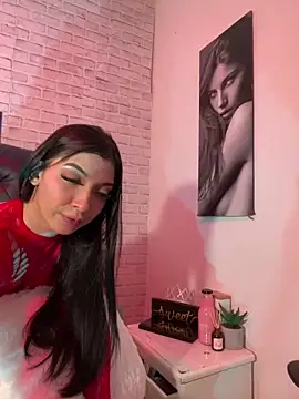  Chartlotte online show from March 2025 01:09:01 AM