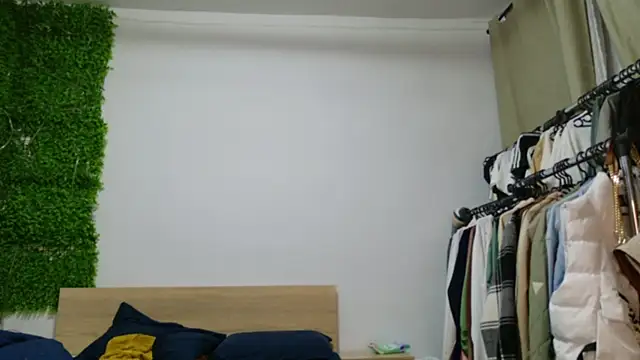 Lorennameliyy online show from March 2025 08:19:01 PM