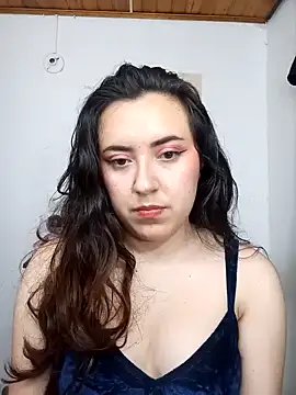 Emi chik online show from December 2024 02:08:02 AM