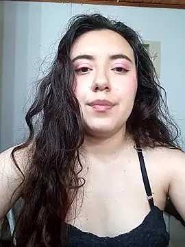 Emi chik online show from October 2025 10:55:01 AM