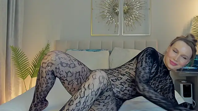 Snapshot of ___Cindy___ chatting on January 2025 06:49:01 PM Cindy online show from January 2025 06:49:01 PM