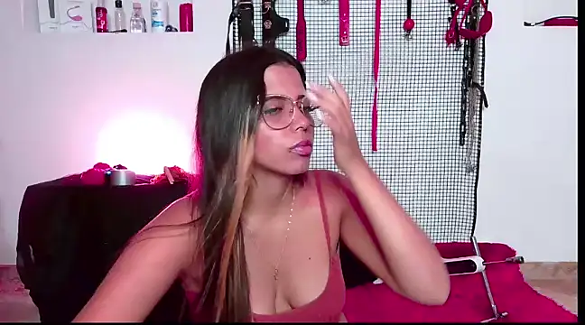 Megaan Greey online show from January 2025 03:27:01 PM