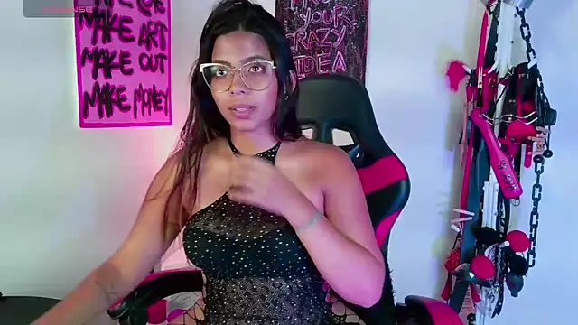 Megaan Greey online show from October 2025 11:54:02 PM