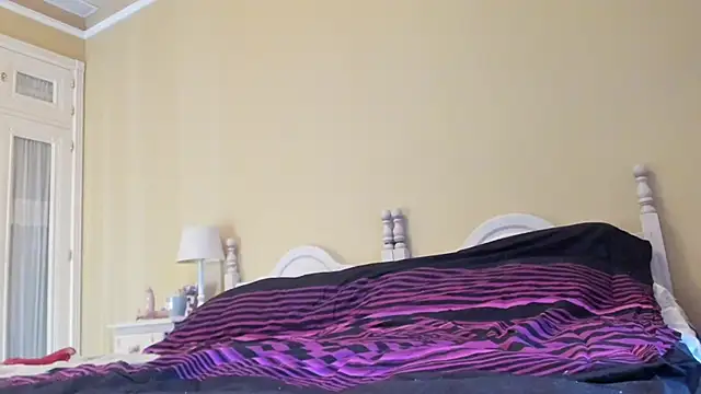 nycole new online show from October 2025 06:34:01 AM