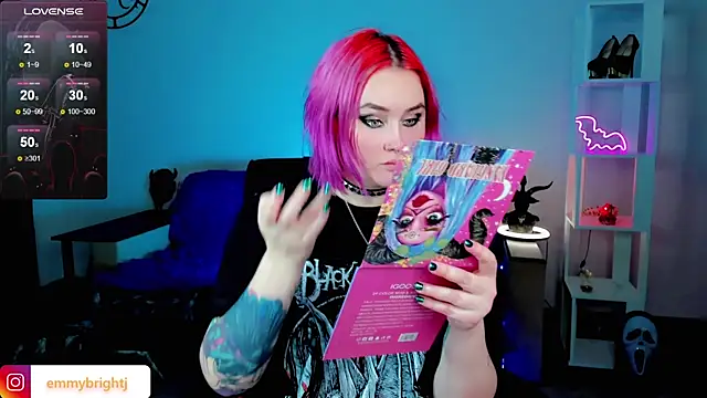 Snapshot of Emmybrightj_ chatting on January 2025 10:44:01 PM Emmybrightj online show from January 2025 10:44:01 PM