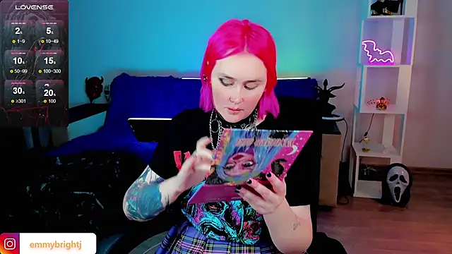 Snapshot of Emmybrightj_ chatting on January 2025 01:18:02 AM Emmybrightj online show from January 2025 01:18:02 AM