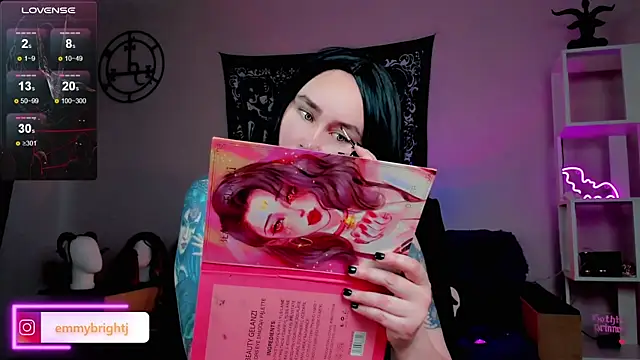 Snapshot of Emmybrightj_ chatting on March 2025 01:32:02 AM Emmybrightj online show from March 2025 01:32:02 AM