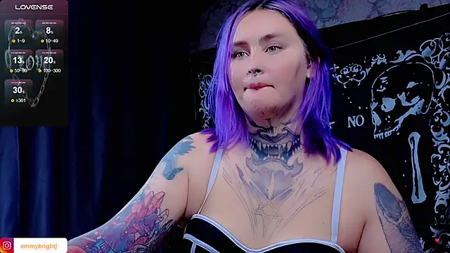 Snapshot of Emmybrightj_ chatting on September 2025 05:57:01 PM Emmybrightj online show from September 2025 05:57:01 PM