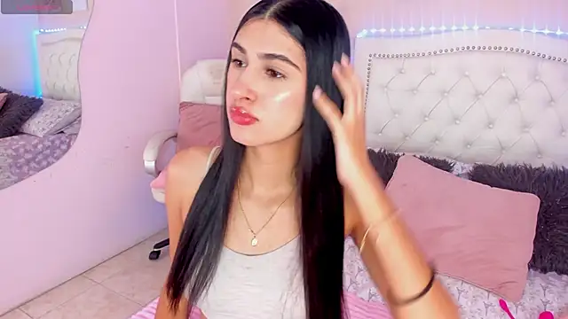 Ashley Evans18 online show from December 2024 11:46:01 AM