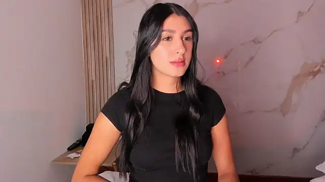 Ashley Evans18 online show from September 2025 01:46:02 PM