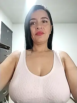 hailey85 online show from March 2026 01:18:01 AM