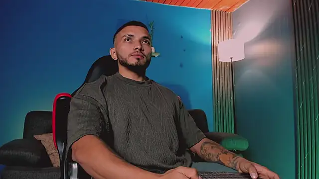 maximusclark1 online show from January 2026 02:58:02 AM