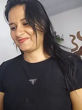 elena jonees online show from January 2026 06:11:02 PM