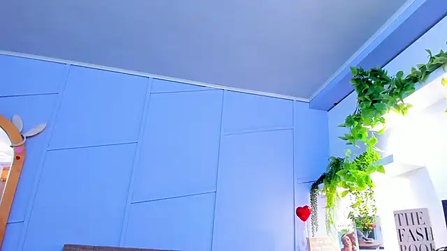 nathalie rossel online show from October 2025 07:07:02 PM