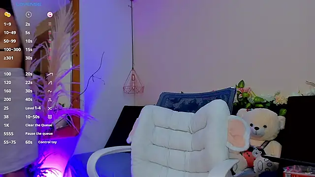 Hannah williams1 online show from January 2025 02:49:02 AM