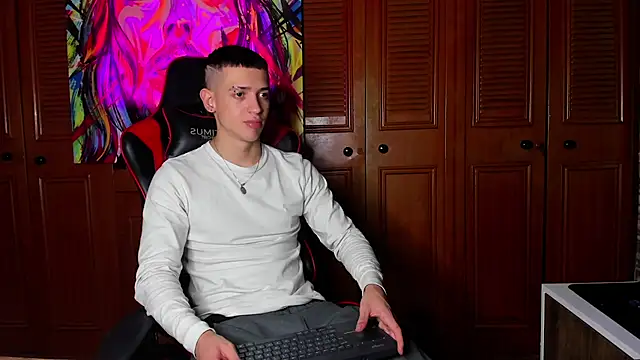 Snapshot of Dimitri_higth420 chatting on March 2025 10:43:01 PM Dimitri higth420 online show from March 2025 10:43:01 PM