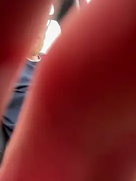 luv2cum7491 online show from December 2024 05:44:01 PM