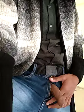 Snapshot of Piyush_2024 chatting on December 2024 07:40:01 AM Piyush 2024 online show from December 2024 07:40:01 AM