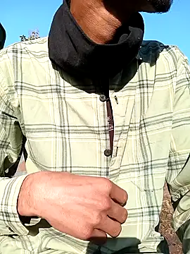 Snapshot of Piyush_2024 chatting on February 2025 03:21:02 AM Piyush 2024 online show from February 2025 03:21:02 AM