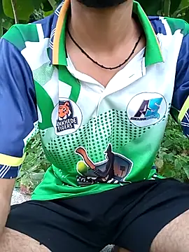 Snapshot of Piyush_2024 chatting on September 2025 01:07:02 AM Piyush 2024 online show from September 2025 01:07:02 AM