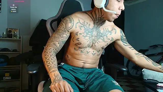 Snapshot of Nickhot0609 chatting on October 2025 04:33:01 AM Nickhot0609 online show from October 2025 04:33:01 AM