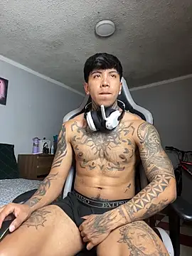 Snapshot of Nickhot0609 chatting on October 2025 06:52:01 PM Nickhot0609 online show from October 2025 06:52:01 PM