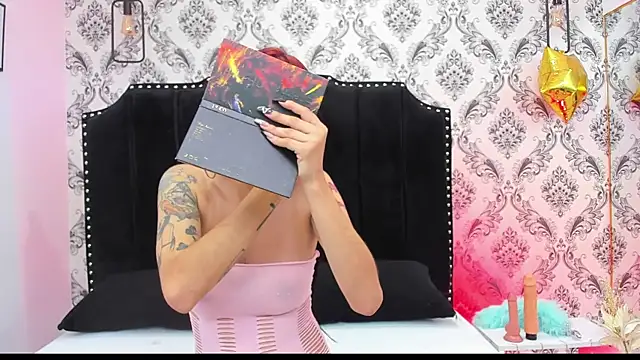 Derieri D online show from January 2025 12:13:01 PM