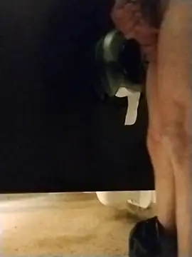 axelongshaft69 online show from April 2026 09:26:02 PM