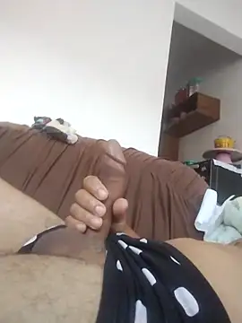 Snapshot of Malubrotudo chatting on February 2025 09:32:02 AM Malubrotudo online show from February 2025 09:32:02 AM