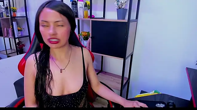 Mia Bonnie  online show from September 2025 08:20:01 PM