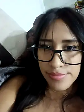 AleFantasy0001 online show from March 2025 02:59:02 AM