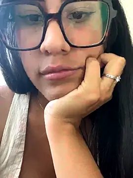 AleFantasy0001 online show from September 2025 09:38:01 PM