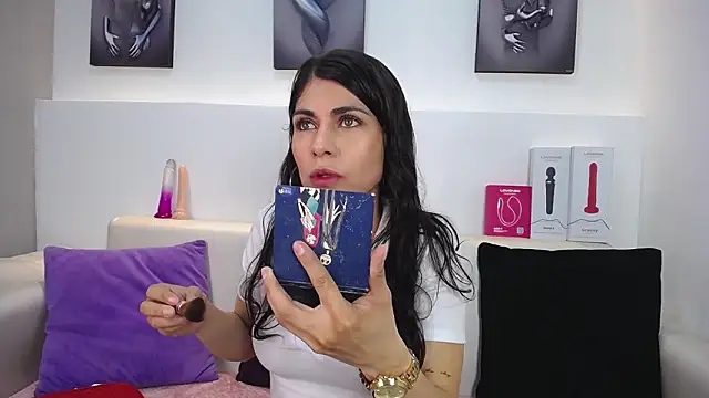 Melodi Roux online show from January 2026 01:05:01 PM