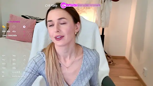 Snapshot of Sophie_Enzo chatting on February 2025 10:00:01 PM Sophie Enzo online show from February 2025 10:00:01 PM