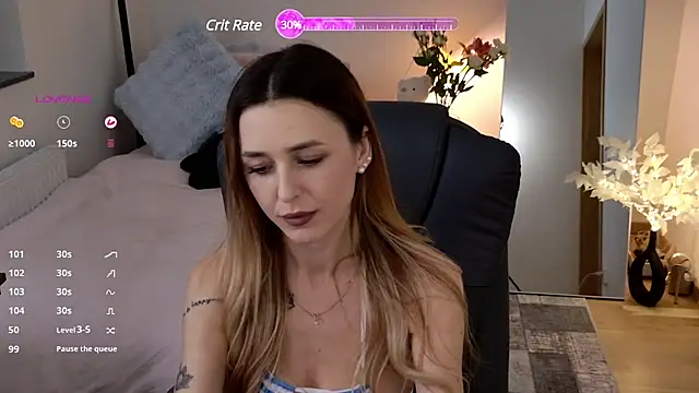 Snapshot of Sophie_Enzo chatting on March 2025 10:20:01 PM Sophie Enzo online show from March 2025 10:20:01 PM