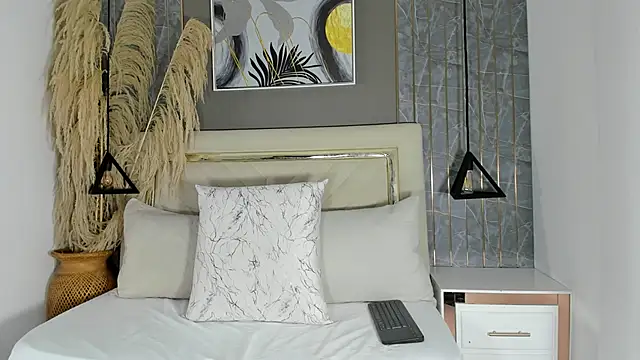 Emma Payton online show from September 2025 11:37:02 AM