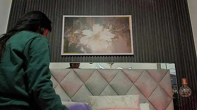 Emma Payton online show from October 2025 11:33:02 AM