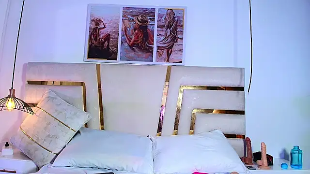 Emma Payton online show from October 2025 04:03:02 PM