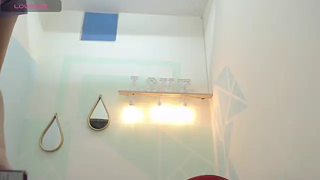 Mia-kalinfa online show from March 2025 03:35:02 PM