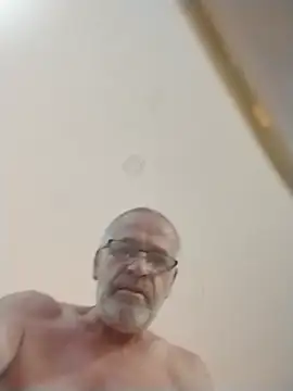 geilerschwanz64 online show from July 2026 10:46:02 PM