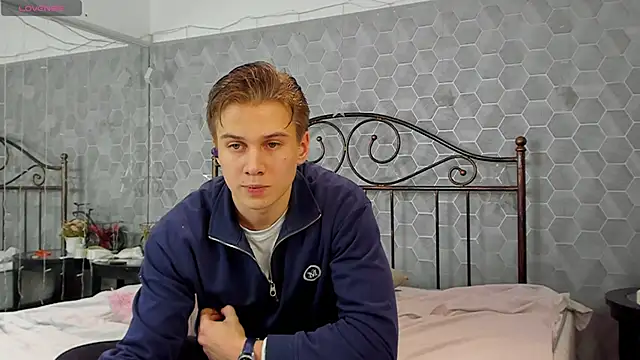 Marcus Swampov online show from December 2024 10:05:02 PM