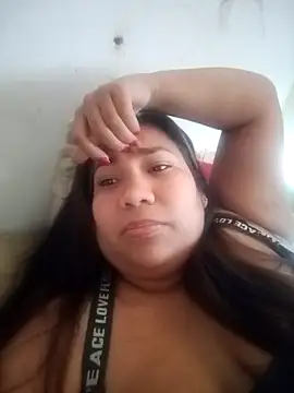 Snapshot of magaby1515 chatting on February 2025 03:25:02 PM magaby1515 online show from February 2025 03:25:02 PM