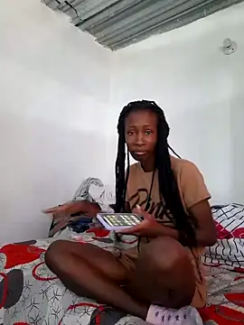 Snapshot of Cesar2501_ chatting on January 2025 05:59:02 PM Cesar2501 online show from January 2025 05:59:02 PM