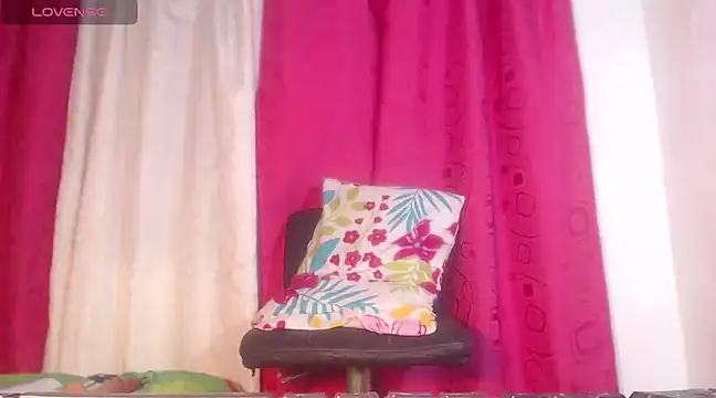 Snapshot of princes_bigcock_1 chatting on December 2024 04:42:01 AM princes bigcock 1 online show from December 2024 04:42:01 AM