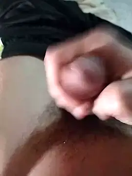 Snapshot of Imtoop22cm chatting on December 2024 08:11:01 PM Imtoop22cm online show from December 2024 08:11:01 PM