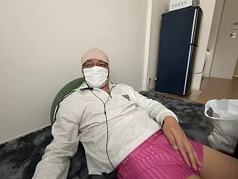 Snapshot of Grandpa29hijii chatting on February 2025 05:19:02 AM Grandpa29hijii online show from February 2025 05:19:02 AM