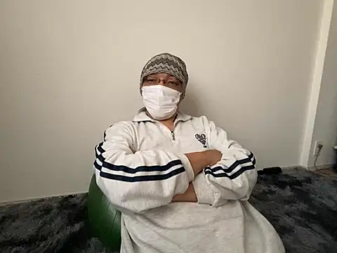 Snapshot of Grandpa29hijii chatting on March 2025 08:02:02 AM Grandpa29hijii online show from March 2025 08:02:02 AM