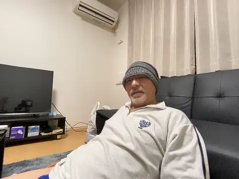 Snapshot of Grandpa29hijii chatting on November 2025 11:34:02 AM Grandpa29hijii online show from November 2025 11:34:02 AM