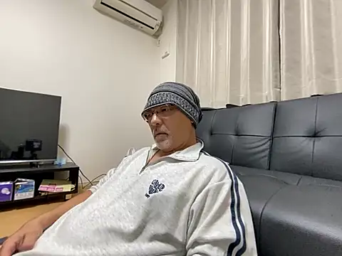 Snapshot of Grandpa29hijii chatting on November 2025 12:36:02 PM Grandpa29hijii online show from November 2025 12:36:02 PM